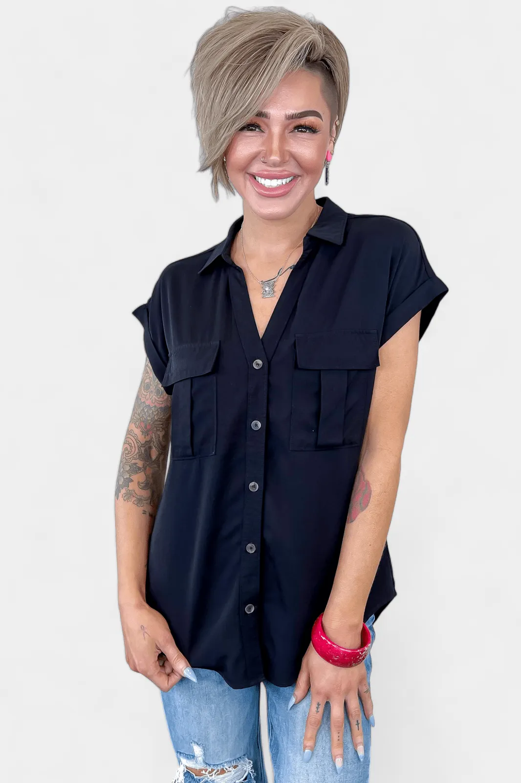 Black Front Pocket Short Sleeve Top