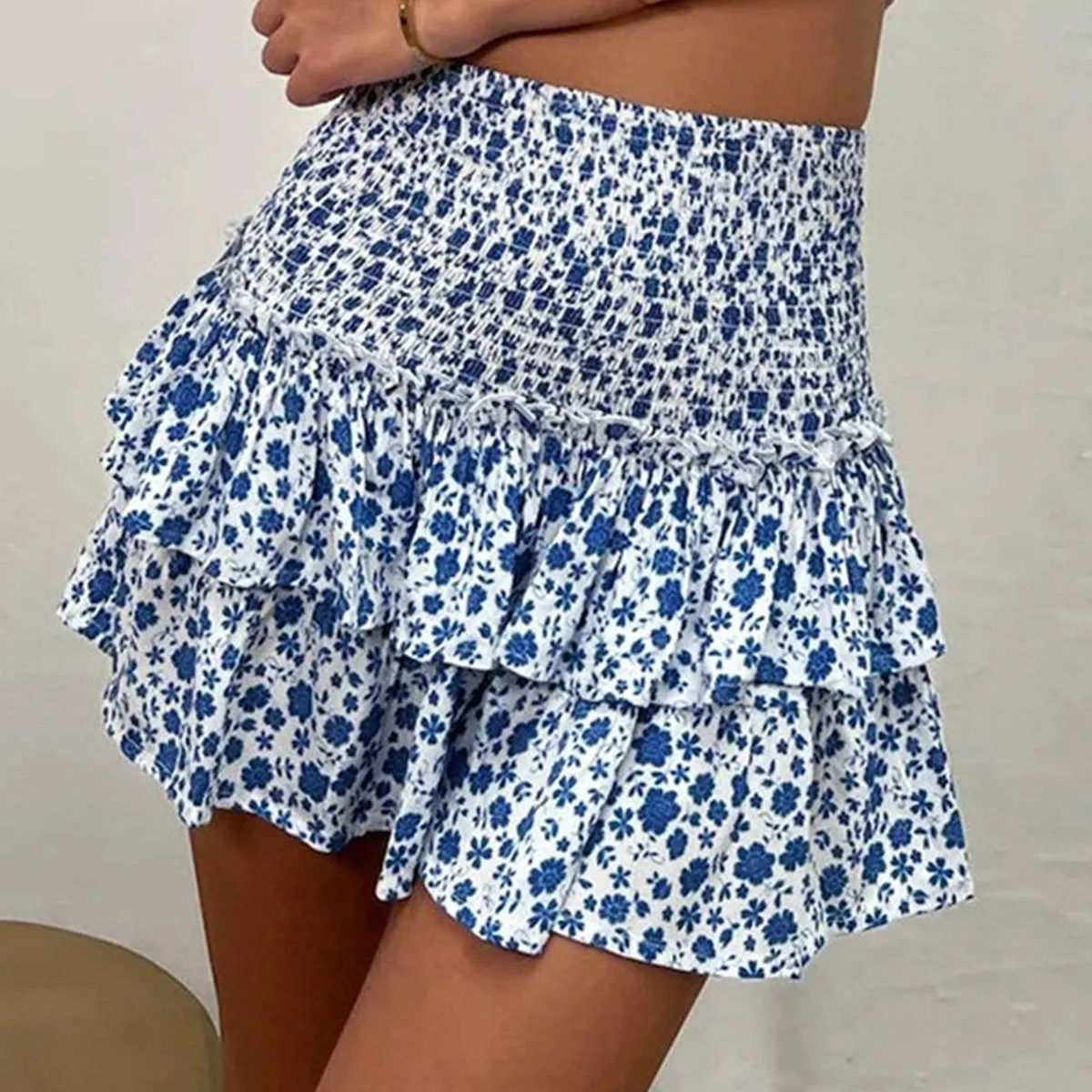 Bohemian short skirt with floral ruffled edges_CWBSS0166