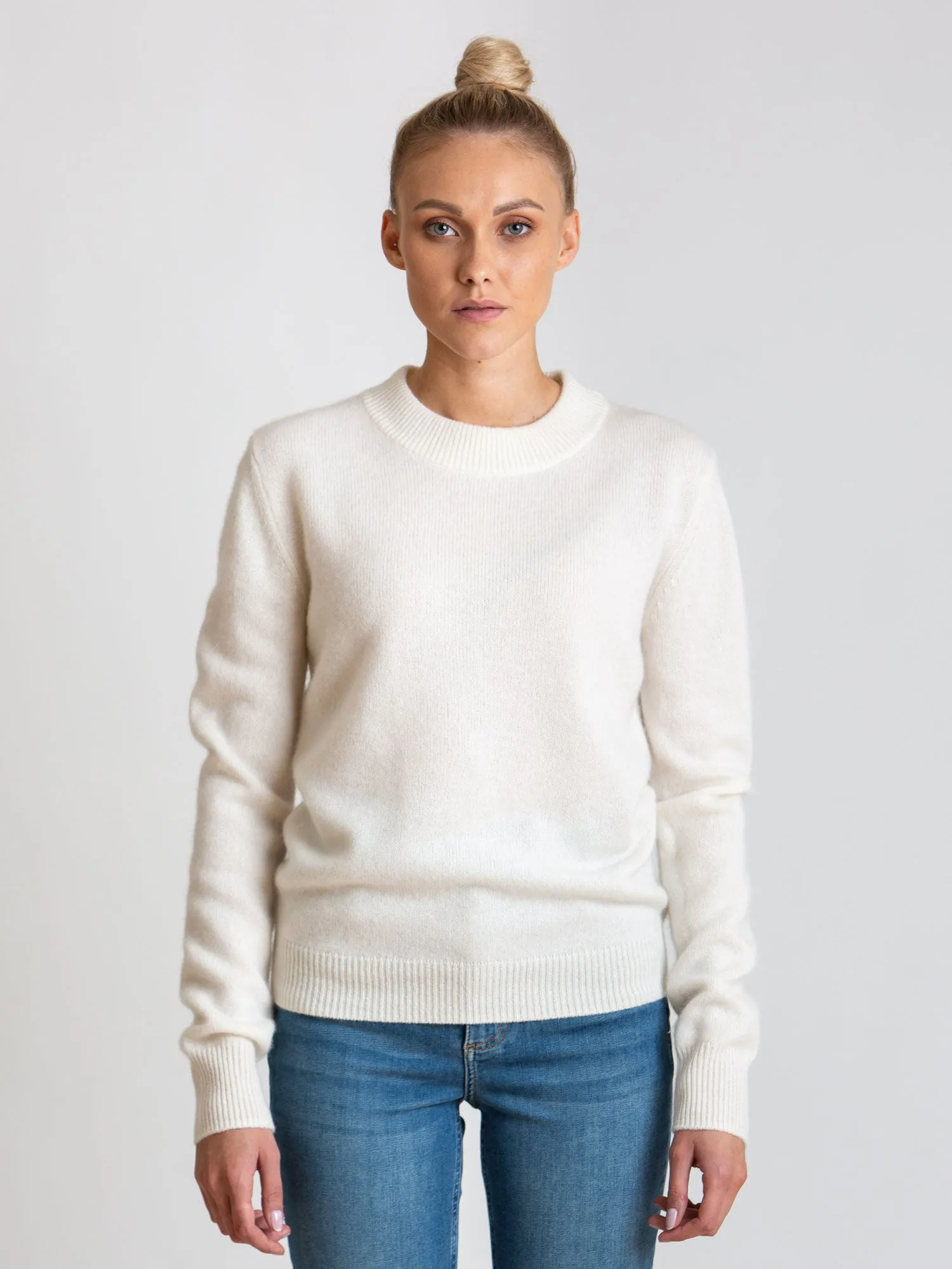 Cashmere sweater "Sofia long" - white